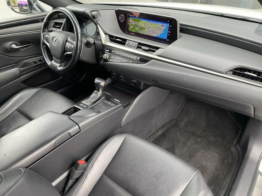Lexus ES VII Сочи  - изображение 12