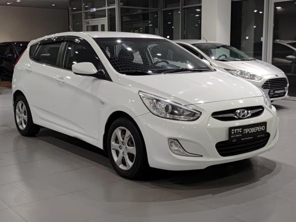 Hyundai Solaris I с пробегом 2013 года, цена 670 000 рублей, 175833 км, хэтчбек, Автокод Объявления