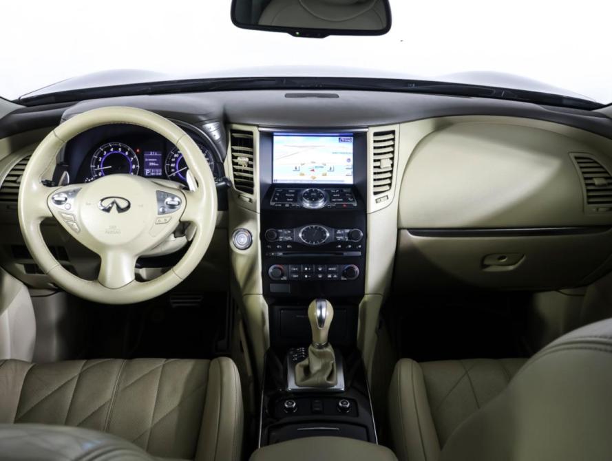 Infiniti QX70 Москва  - изображение 13