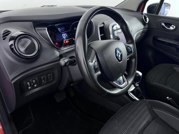 Renault Kaptur I с пробегом 2017 года, цена 998 000 рублей, 105867 км, внедорожник, Автокод Объявления