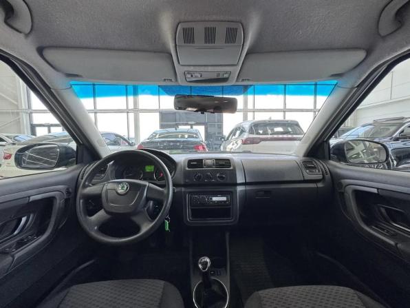 Skoda Fabia II Рестайлинг с пробегом 2011 года, цена 699 000 рублей, 220000 км, хэтчбек, Автокод Объявления