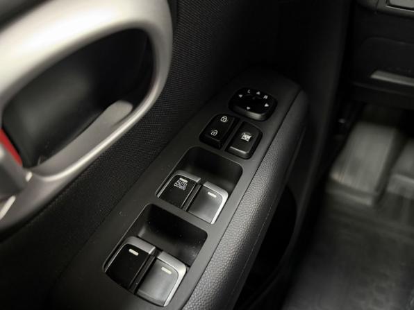 Kia Soul II Рестайлинг с пробегом 2018 года, цена 1 815 000 рублей, 20450 км, хэтчбек, Автокод Объявления