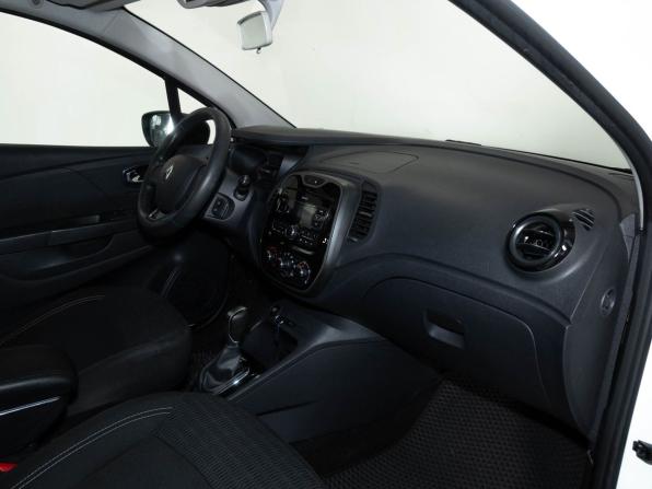 Renault Kaptur I с пробегом 2017 года, цена 1 330 000 рублей, 99800 км, внедорожник, Автокод Объявления