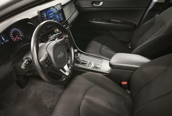 Kia Optima IV Рестайлинг с пробегом 2018 года, цена 1 700 000 рублей, 137914 км, седан, Автокод Объявления
