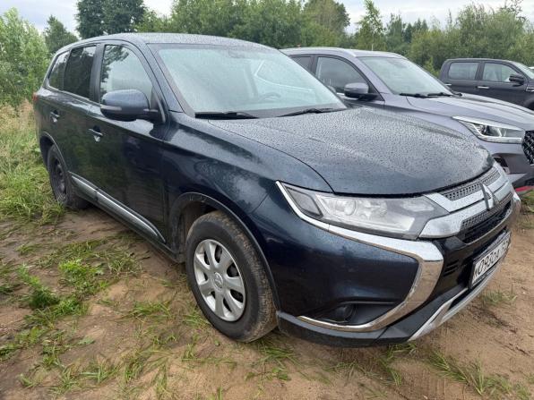 Mitsubishi Outlander III Рестайлинг 3 с пробегом 2018 года, цена 1 697 000 рублей, 195000 км, внедорожник, Автокод Объявления