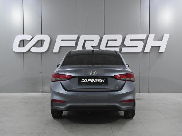 Hyundai Solaris II с пробегом 2017 года, цена 1 389 000 рублей, 128630 км, седан, Автокод Объявления