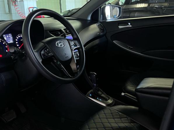 Hyundai Solaris I Рестайлинг с пробегом 2016 года, цена 1 120 000 рублей, 160257 км, седан, Автокод Объявления