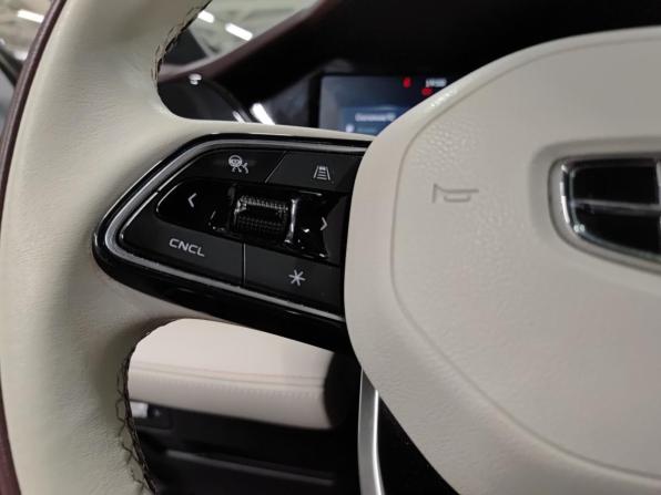 Geely Monjaro I с пробегом 2023 года, цена 2 949 000 рублей, 110153 км, внедорожник, Автокод Объявления