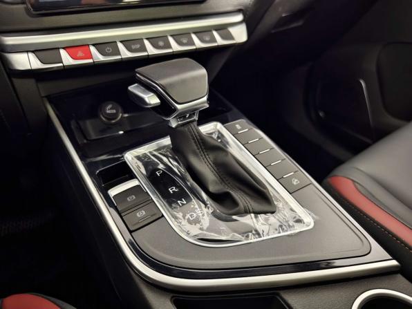 Forthing T5 I с пробегом 2024 года, цена 1 745 000 рублей, 16666 км, внедорожник, Автокод Объявления