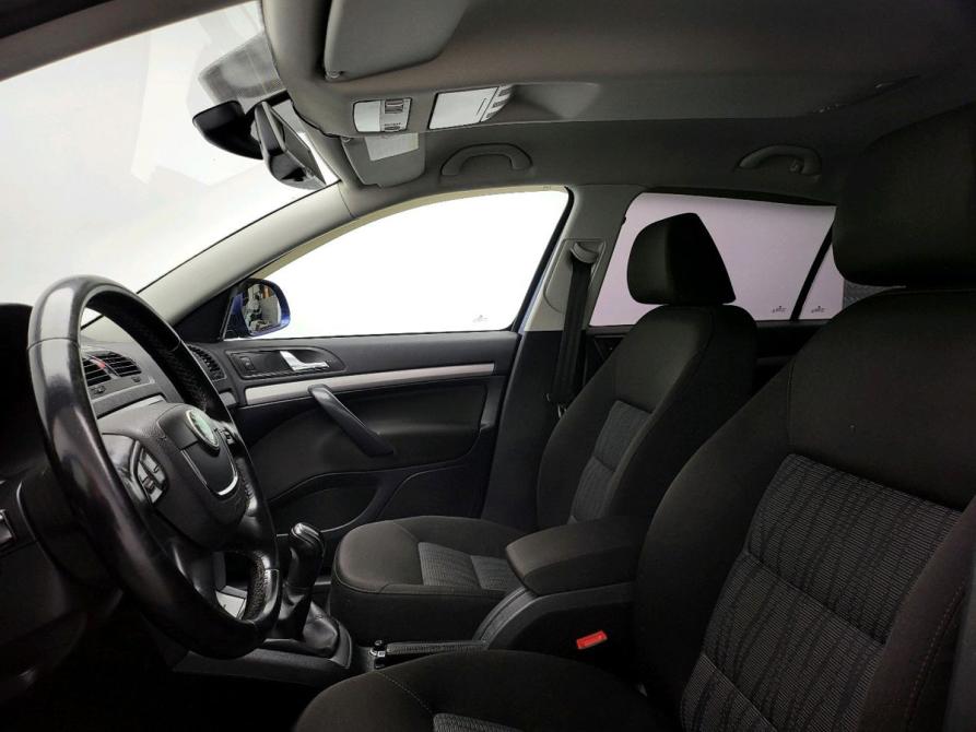 Skoda Octavia II (A5) Рестайлинг Мурманск  - изображение 15