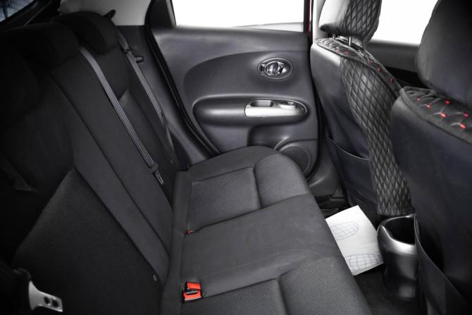 Nissan Juke I с пробегом 2012 года, цена 859 000 рублей, 242032 км, внедорожник, Автокод Объявления