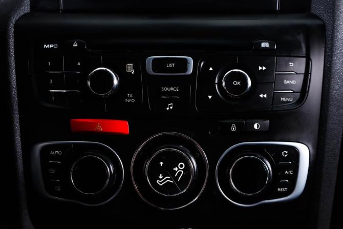 Citroen C4 II с пробегом 2013 года, цена 749 000 рублей, 340000 км, седан, Автокод Объявления