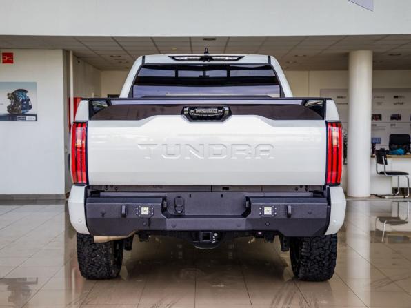 Toyota Tundra III с пробегом 2023 года, цена 8 498 000 рублей, 42000 км, offers.body_type.unknown, Автокод Объявления