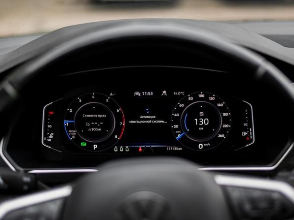 Volkswagen Tiguan II Рестайлинг с пробегом 2021 года, цена 2 330 000 рублей, 116984 км, внедорожник, Автокод Объявления