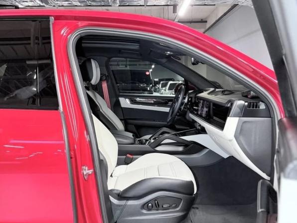 Porsche Cayenne III Рестайлинг с пробегом 2024 года, цена 14 999 000 рублей, 5450 км, внедорожник, Автокод Объявления