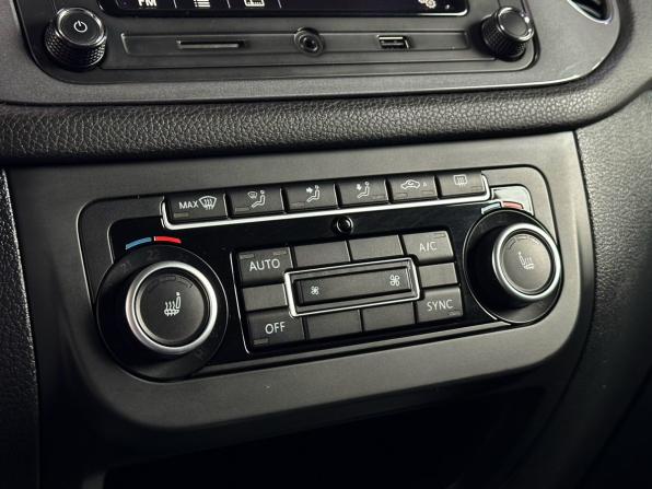 Volkswagen Tiguan I Рестайлинг с пробегом 2012 года, цена 1 250 000 рублей, 264274 км, внедорожник, Автокод Объявления