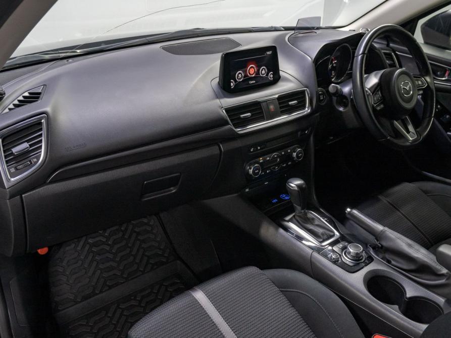 Mazda Axela III Рестайлинг Тюмень  - изображение 18
