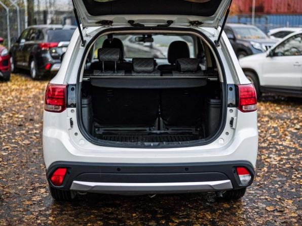 Mitsubishi Outlander III Рестайлинг 2 с пробегом 2015 года, цена 1 625 000 рублей, 164058 км, внедорожник, Автокод Объявления