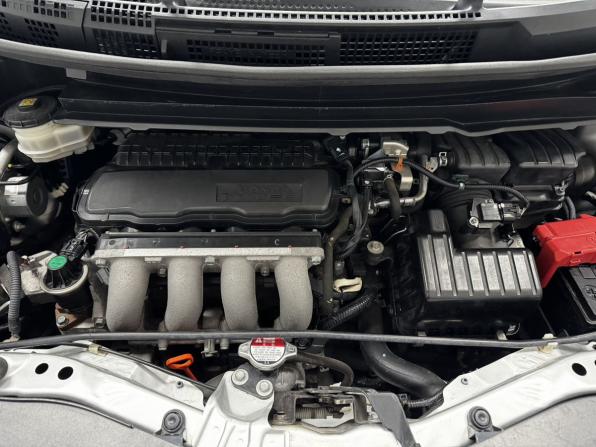 Honda Freed I Рестайлинг с пробегом 2013 года, цена 1 200 000 рублей, 114787 км, компактвэн, Автокод Объявления