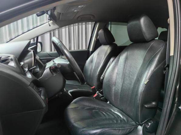 Mazda 5 II (CW) с пробегом 2011 года, цена 895 000 рублей, 310132 км, минивэн, Автокод Объявления