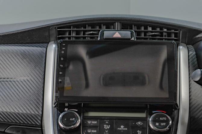 Toyota Corolla XI (E160 E170 E180) с пробегом 2014 года, цена 1 299 000 рублей, 185000 км, универсал, Автокод Объявления