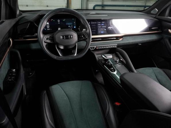 Geely Monjaro I с пробегом 2023 года, цена 2 997 000 рублей, 36782 км, внедорожник, Автокод Объявления