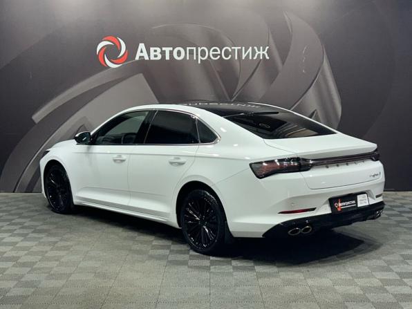 Geely Preface I с пробегом 2024 года, цена 2 490 000 рублей, 25380 км, седан, Автокод Объявления