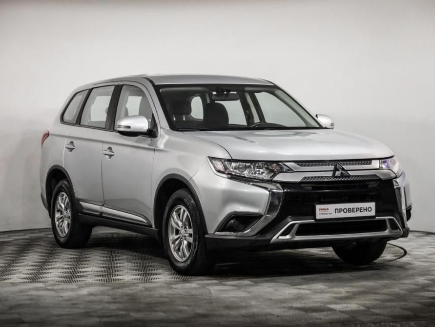 Mitsubishi Outlander III Рестайлинг 3 Санкт-Петербург  - изображение 3