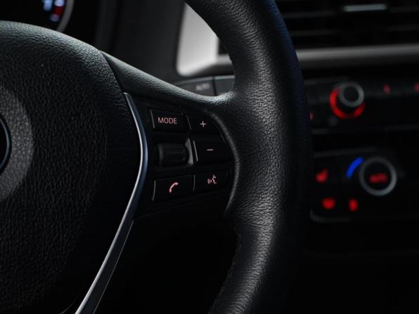 BMW 1 серии II (F20/F21) Рестайлинг 2 с пробегом 2017 года, цена 1 849 444 рубля, 95074 км, хэтчбек, Автокод Объявления