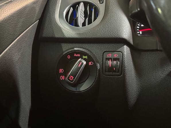 Volkswagen Tiguan I Рестайлинг с пробегом 2011 года, цена 1 049 000 рублей, 193738 км, внедорожник, Автокод Объявления
