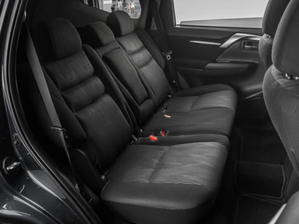 Mitsubishi Pajero Sport III с пробегом 2018 года, цена 3 299 000 рублей, 44434 км, внедорожник, Автокод Объявления