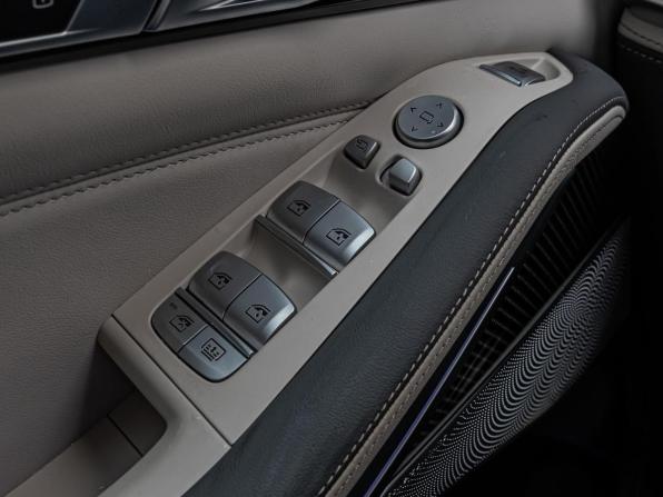 BMW X7 I (G07) Рестайлинг с пробегом 2024 года, цена 19 350 000 рублей, 11218 км, внедорожник, Автокод Объявления