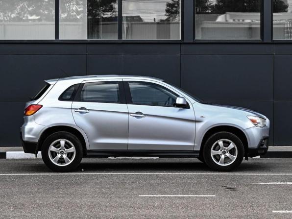 Mitsubishi ASX I с пробегом 2010 года, цена 789 000 рублей, 331482 км, внедорожник, Автокод Объявления