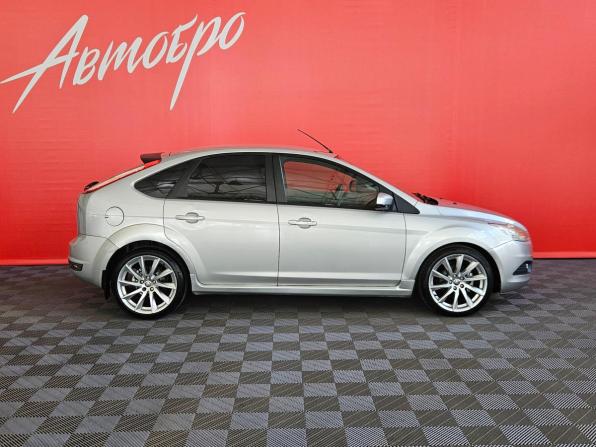 Ford Focus II Рестайлинг с пробегом 2011 года, цена 550 000 рублей, 265026 км, хэтчбек, Автокод Объявления