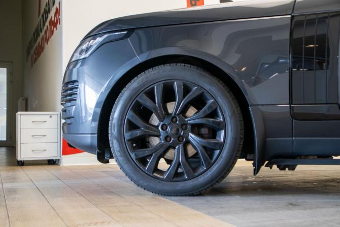 Land Rover Range Rover IV Рестайлинг с пробегом 2019 года, цена 6 250 000 рублей, 116787 км, внедорожник, Автокод Объявления