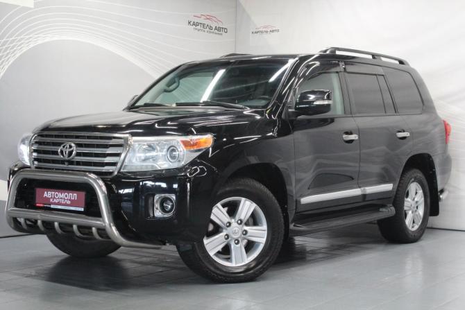 Toyota Land Cruiser 200 Series Рестайлинг 1 с пробегом 2013 года, цена 3 569 000 рублей, 351564 км, внедорожник, Автокод Объявления
