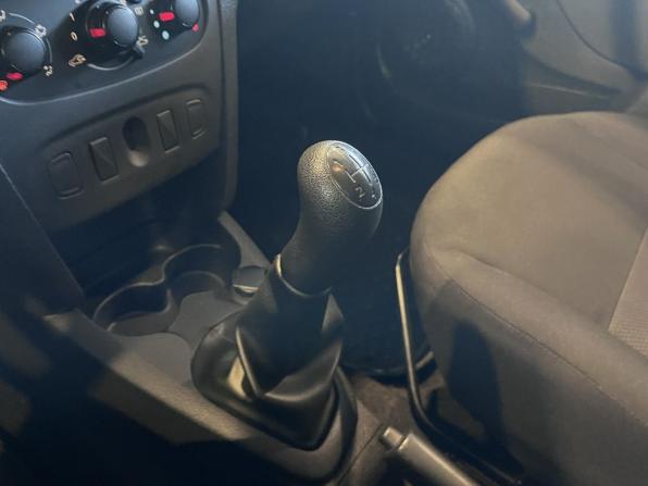 Renault Sandero II Рестайлинг с пробегом 2019 года, цена 1 070 000 рублей, 72095 км, хэтчбек, Автокод Объявления