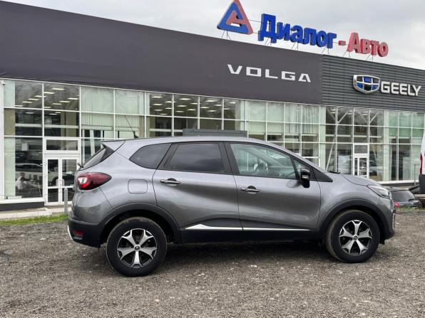 Renault Kaptur I с пробегом 2017 года, цена 1 380 000 рублей, 72540 км, внедорожник, Автокод Объявления