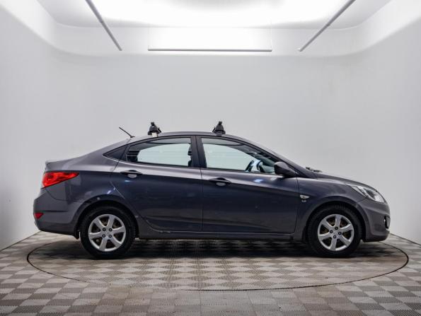 Hyundai Solaris I с пробегом 2013 года, цена 945 000 рублей, 137801 км, седан, Автокод Объявления
