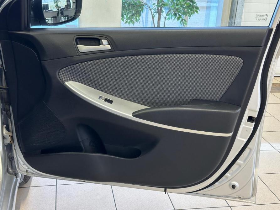 Hyundai Solaris I Волгоград  - изображение 16