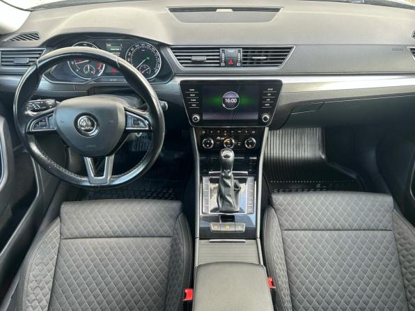 Skoda Superb III с пробегом 2018 года, цена 1 675 000 рублей, 230932 км, универсал, Автокод Объявления