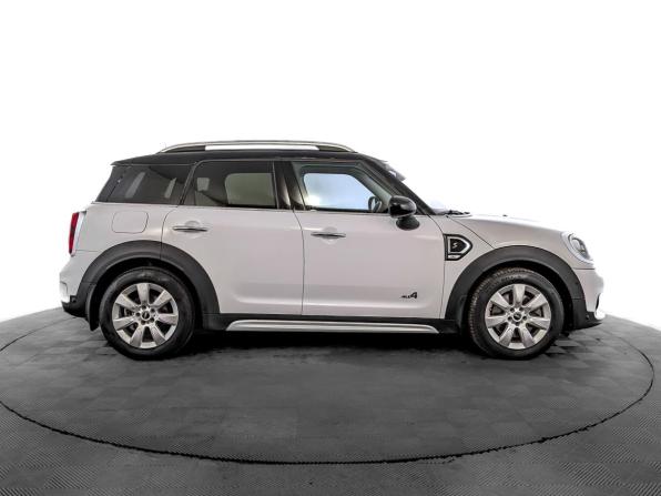 Mini Countryman II с пробегом 2018 года, цена 2 650 000 рублей, 87205 км, внедорожник, Автокод Объявления