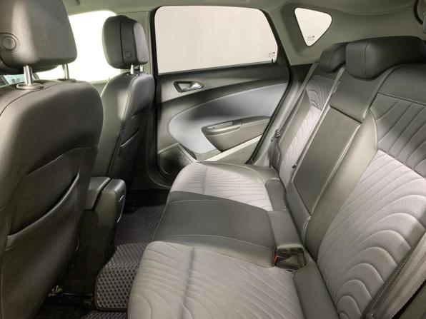 Opel Astra J Рестайлинг с пробегом 2014 года, цена 930 000 рублей, 136601 км, хэтчбек, Автокод Объявления