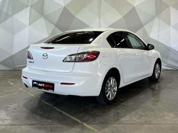Mazda 3 II (BL) Рестайлинг с пробегом 2013 года, цена 980 000 рублей, 163290 км, седан, Автокод Объявления