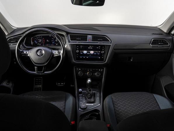 Volkswagen Tiguan II с пробегом 2019 года, цена 2 890 000 рублей, 121740 км, внедорожник, Автокод Объявления