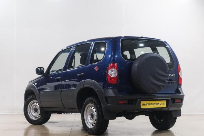 Chevrolet Niva I Рестайлинг с пробегом 2019 года, цена 899 000 рублей, 137000 км, внедорожник, Автокод Объявления
