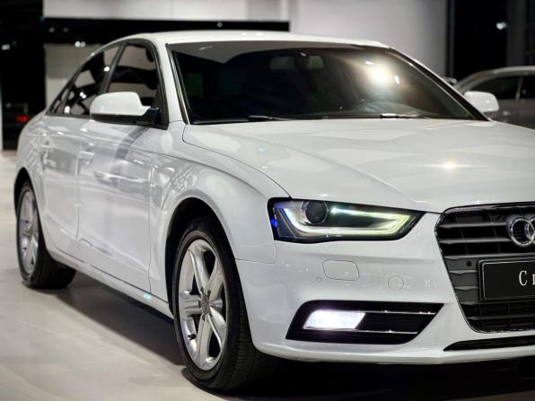 Audi A4 IV (B8) Рестайлинг с пробегом 2013 года, цена 1 150 000 рублей, 185557 км, седан, Автокод Объявления