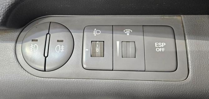 Hyundai H-1 II с пробегом 2008 года, цена 845 000 рублей, 396002 км, минивэн, Автокод Объявления