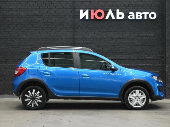 Renault Sandero II Рестайлинг с пробегом 2018 года, цена 920 000 рублей, 192530 км, хэтчбек, Автокод Объявления