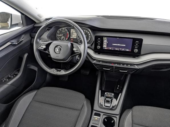 Skoda Octavia IV (A8) с пробегом 2022 года, цена 2 680 000 рублей, 34856 км, лифтбек, Автокод Объявления